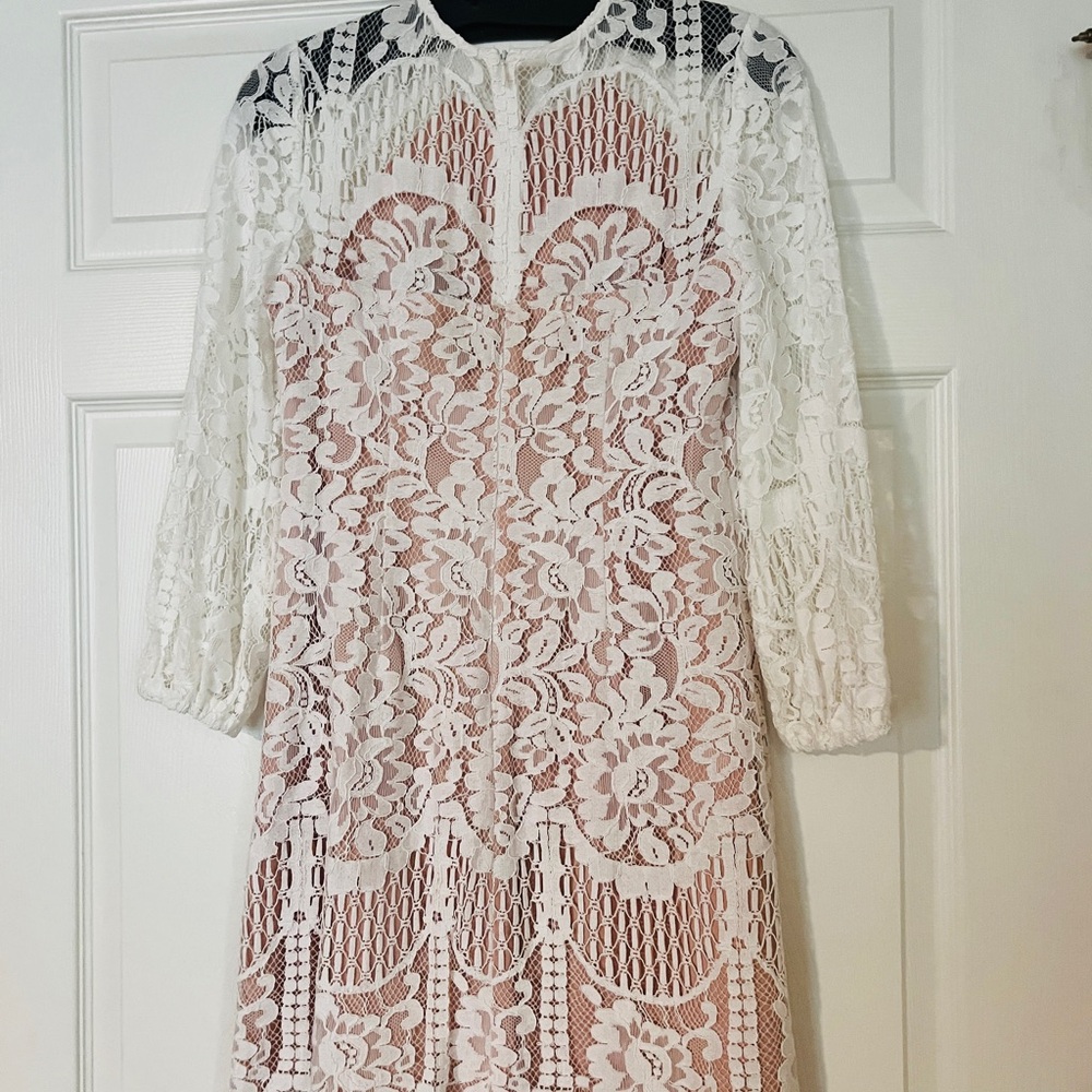 Vince Camuto Cream Lace Long Sleeve Dress